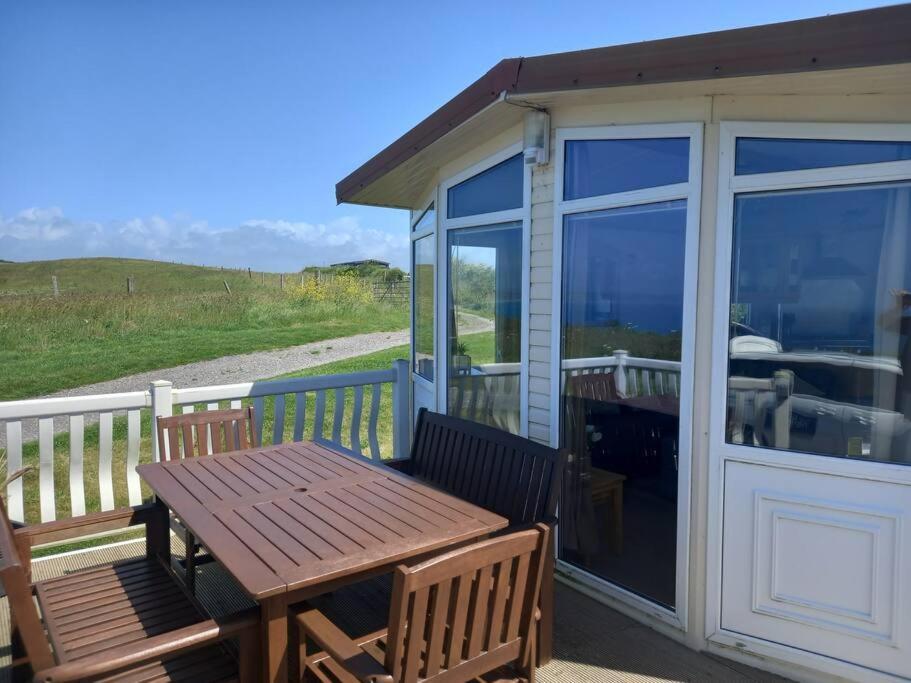 Bay View - Fantastic Views Of Whitsand Bay Torpoint Exterior foto